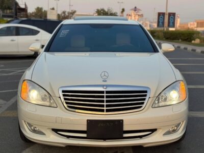 2007 Mercedes-Benz S550 5.5 Liters 8 Cylinders Engine White Beige Sedan RWD