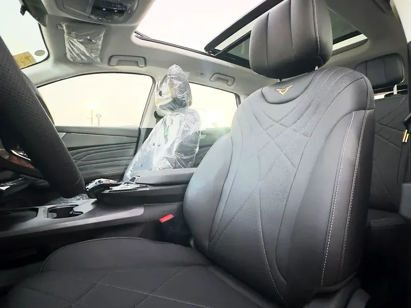 2025 Kaiyi X7 Flagship 4 Cylinders Engine Black SUV Automatic