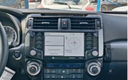 2024 Toyota 4Runner 4.0 litre V6 Gas Engine Green Black SUV Automatic