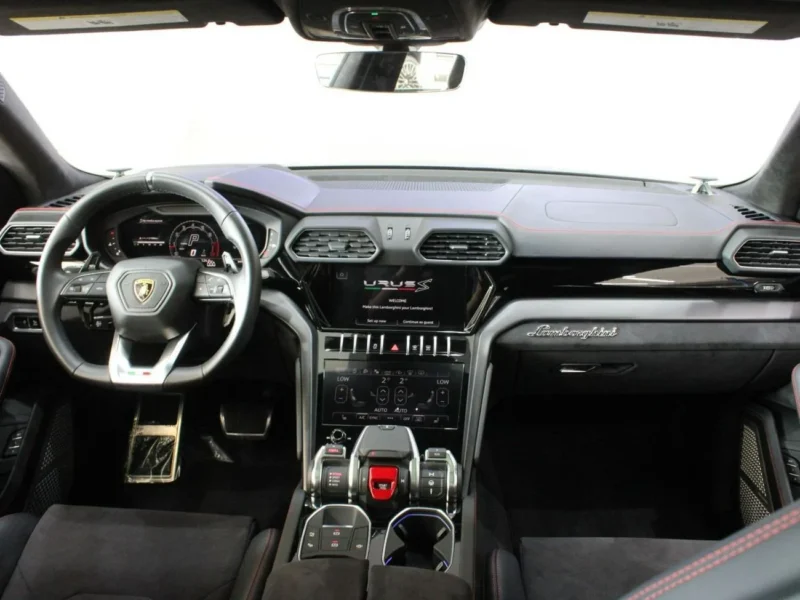 2024 Lamborghini Urus S 4.0T Twin-Turbocharged V8 Black SUV AWD