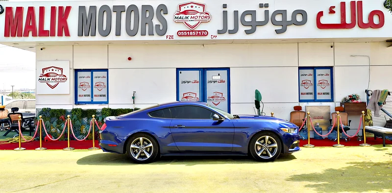 2016 Ford Mustang Fastback 6 Cylinders Engine Blue Black Sedan GCC Specs