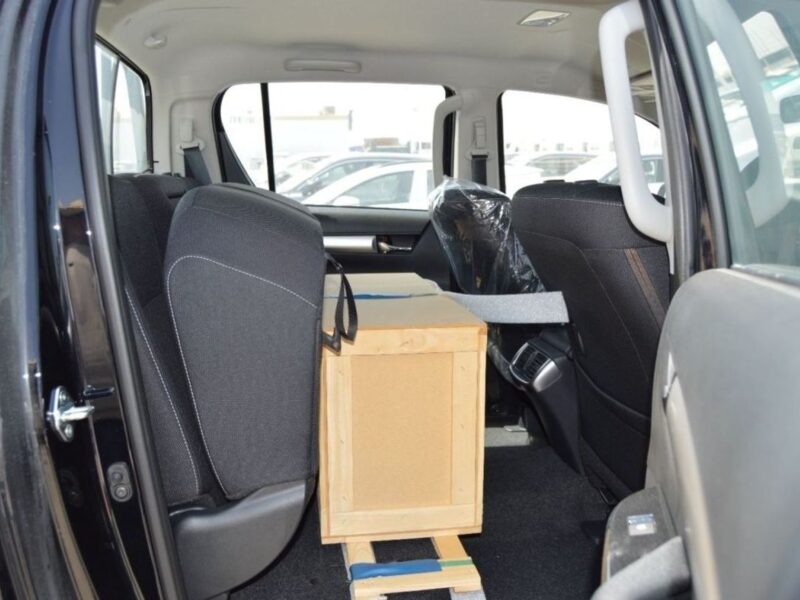 2024 Toyota Hilux SR5 2.4 Liter 4 Cylinder Diesel Engine Black Grey Pick Up Truck