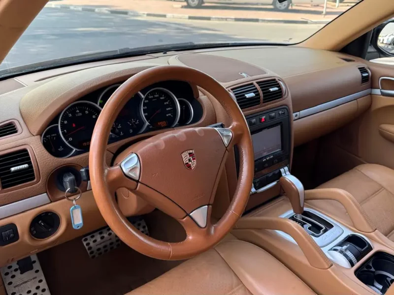 2007 Porsche Cayenne S 8 Cylinders Engine Black Beige SUV