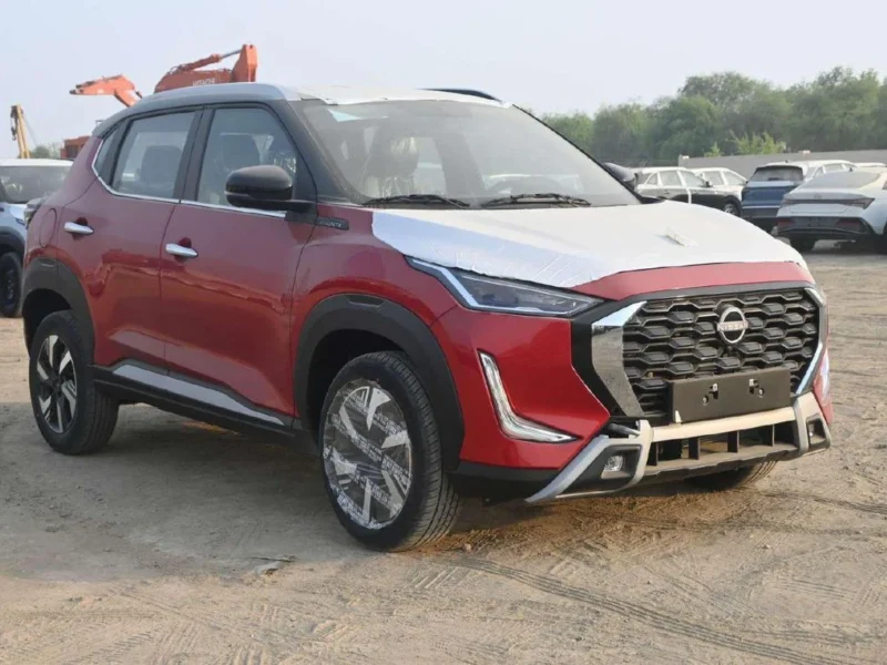 2025 Nissan Magnite SL TURBO CVT 4 Cylinders Engine Red Black SUV