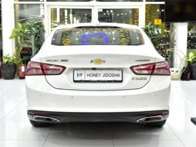 2019 Chevrolet Malibu Premier 4 Cylinders Engine White Beige Sedan GCC Spec