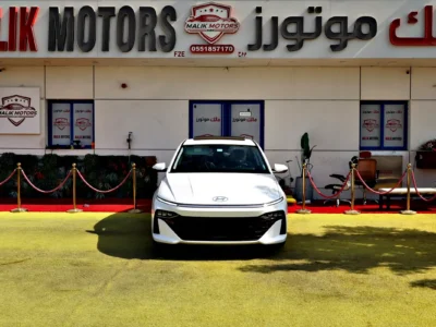 2025 Hyundai Accent SEL 4 Cylinder Engine White Black Sedan GCC Specs