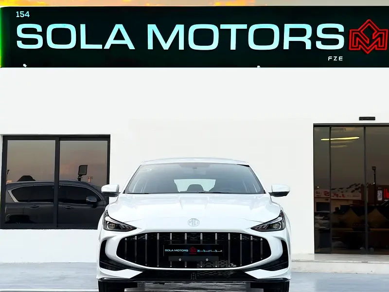 2025 MG5 GLOBAL LUXURY EDITION 1.5L A/T PTR 4 Cylinders White Black Sedan