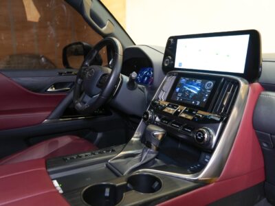 2023 Lexus Lx 600 Signature 3.5L twin-turbo V6 Engine Grey Red SUV