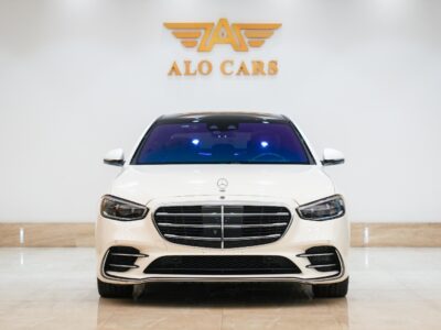 2021 Mercedes Benz S580 4.0 litre V8 Engine White Black Sedan