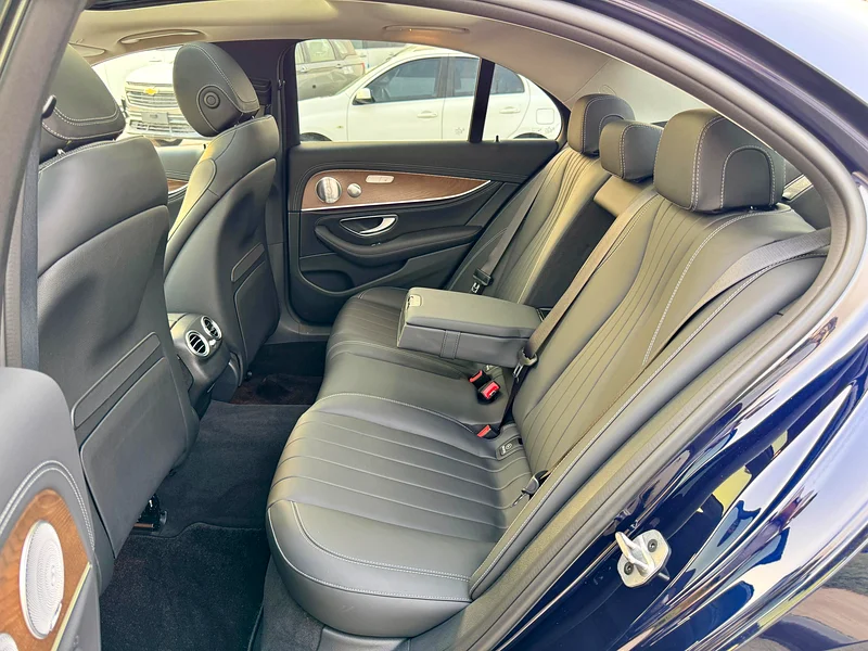 2020 Mercedes-Benz E-Class E450 4Matic 6 Cylinder Engine Blue Black Sedan