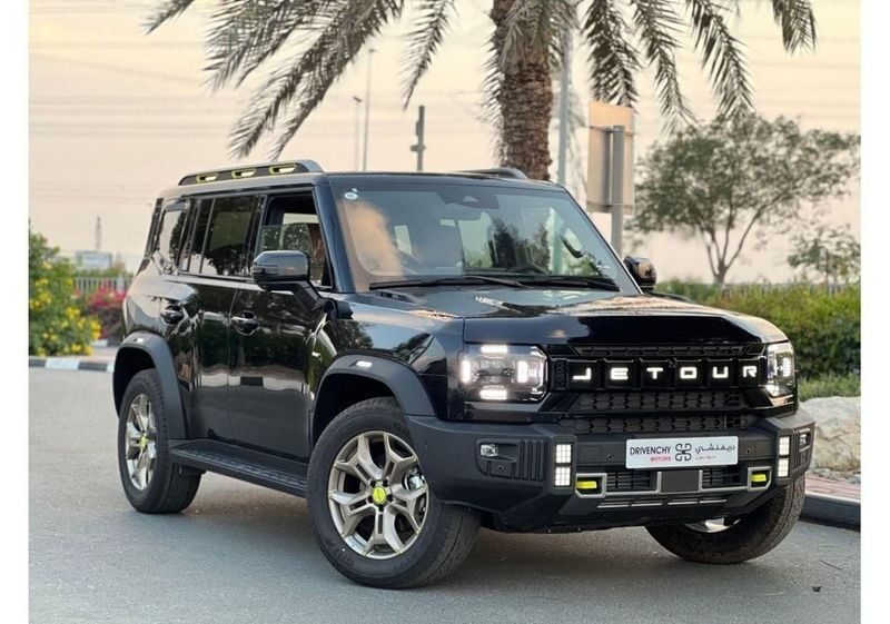 2024 Jetour T2 Std 2.0 litre 4 Cylinders Engine Automatic Black Tan SUV