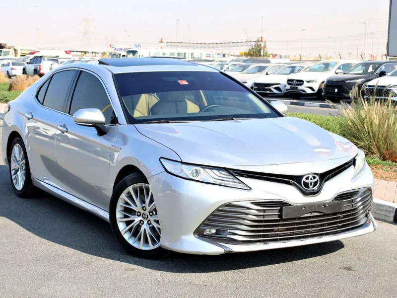 2020 Toyota Camry Grande 6 Cylinders Engine Silver Beige GCC Specs
