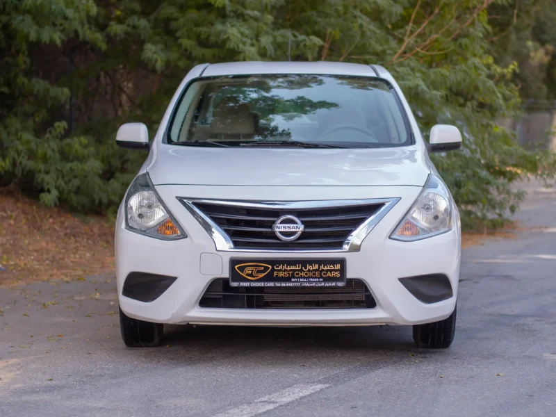 2022 Nissan Sunny SV 1.5L 4 Cylinder Engine GCC Specs FWD White Beige