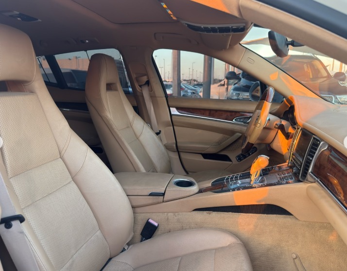 2013 Porsche Panamera 6-Cylinder Engine AT Full Option White Beige Sedan