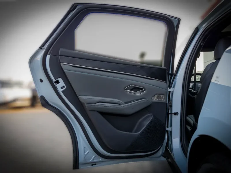 2025 BYD Qin L DM-i Hybrid 4 Cylinders Green Black Sedan FWD