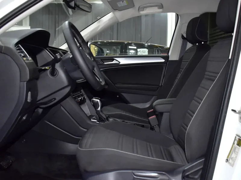 2024 Volkswagen Tiguan 4MOTION 4 Cylinders Engine White Black Crossover