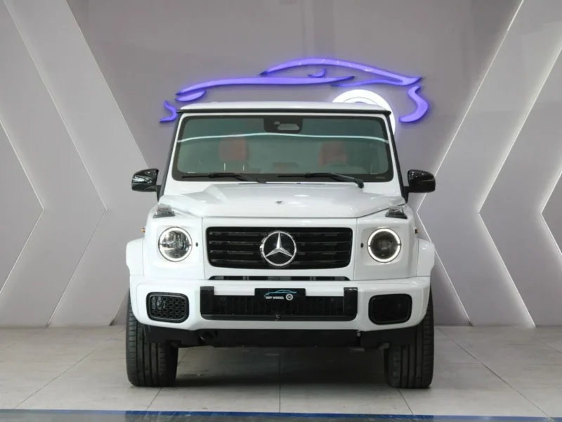 2025 Mercedes-Benz EQG 580 G580 Electric AWD 8 Cylinders Engine White Red