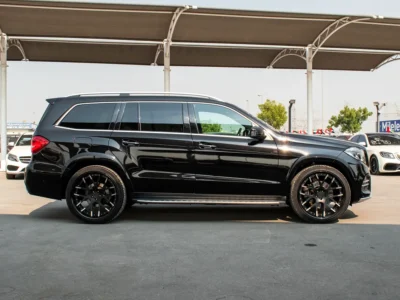 2018 Mercedes-Benz GLS-Class GLS 550 8 Cylinder Engine Black Beige SUV