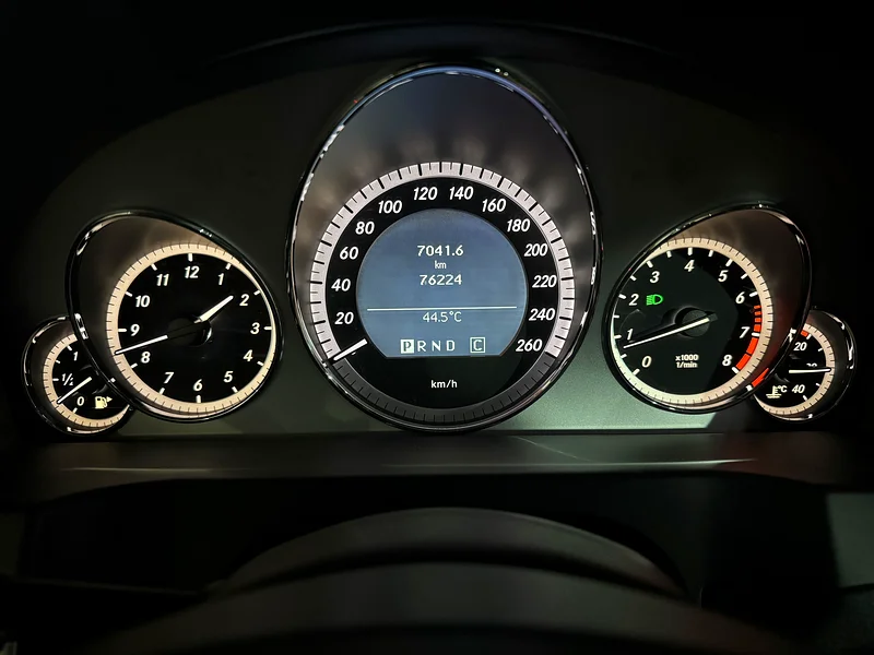 2010 Mercedes-Benz E-Class E 350 6 Cylinders Engine White Beige Convertible