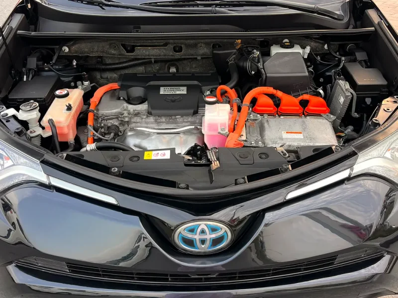 2017 Toyota Rav 4 XLE Hybrid 4 Cylinder Engine Blue Black SUV AT