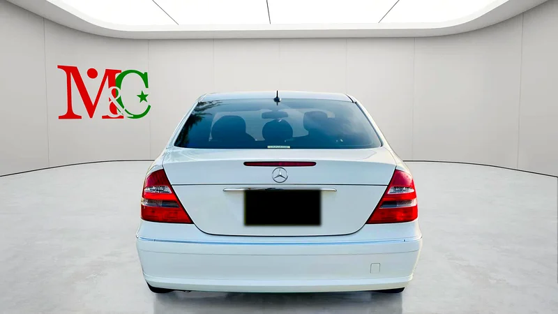 2003 Mercedes-Benz E-Class E 240 6 Cylinders Engine White Black Sedan