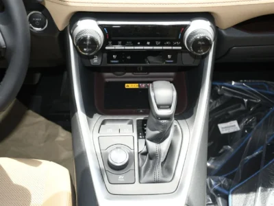 2025 Toyota RAV 4 2.5L Hybrid Mid Option 4 Cylinders Engine Black Beige Crossover GCC Specs