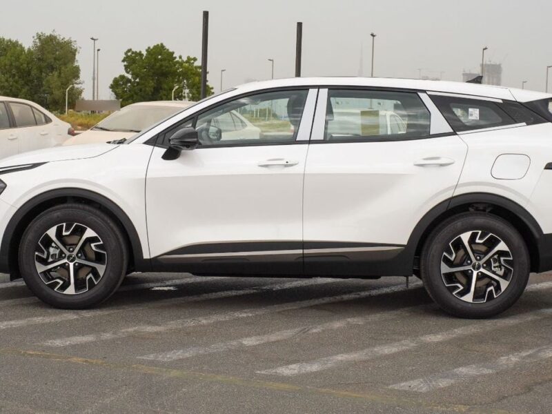 2025 Kia Sportage Luxury 1.5L Turbo 4 Cylinders Engine Petrol White Grey SUV