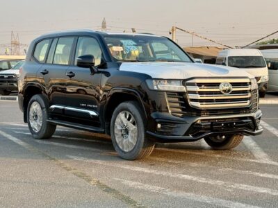 2025 Toyota Land Cruiser GXR 4.0L 6 Cylinder Engine Black Beige SUV GCC Specs