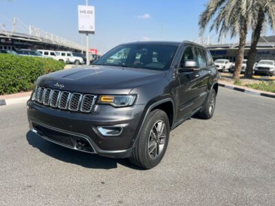 2020 Jeep Grand Cherokee Limited 3.6L Limited V6 Cylinder Engine Grey Black SUV