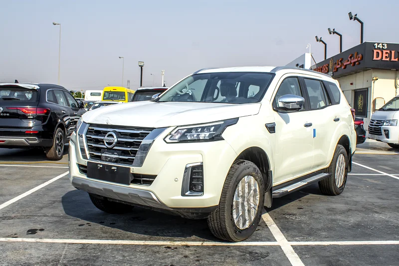 2023 Nissan Xterra Platinum 4 Cylinders Engine Petrol White Beige SUV