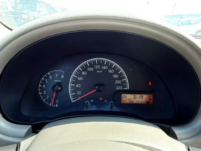 2019 Nissan Sunny SE 4 Cylinder Petrol Engine Grey Beige Sedan GCC Specs