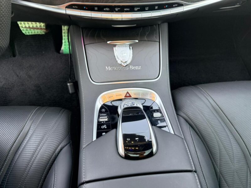 2018 Mercedes-Benz S63L AMG V8 Twin-turbocharged Engine White Black