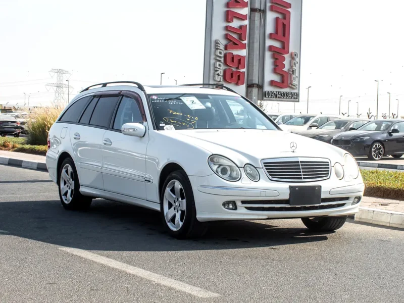 2005 Mercedes-Benz E-Class E 500 IMMACULATE CONDITION White Black