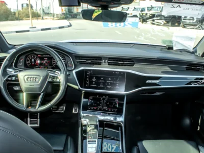 2021 Audi S6/RS6 4.0 TFSI Quattro 8 Cylinders Engine Blue Black Sedan