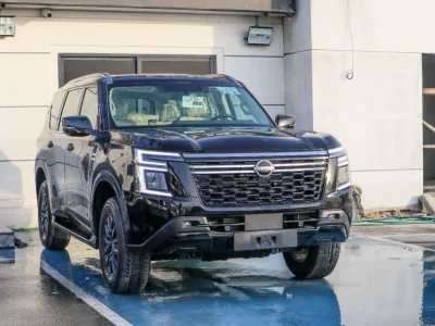 2025 Nissan Patrol LE VR35 3.5L V6 Engine Petrol 4WD Black Beige SUV GCC Specs