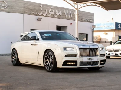 2015 Rolls-Royce Wraith Standard Smooth and powerful V12 White Red Coupe