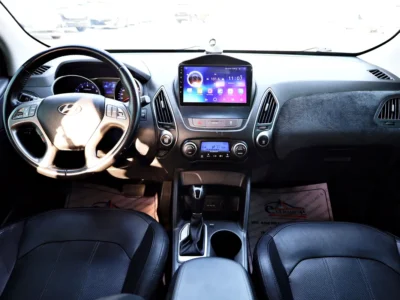 2015 Hyundai Tucson Limited 4 Cylinders Engine Black SUV GCC Specs