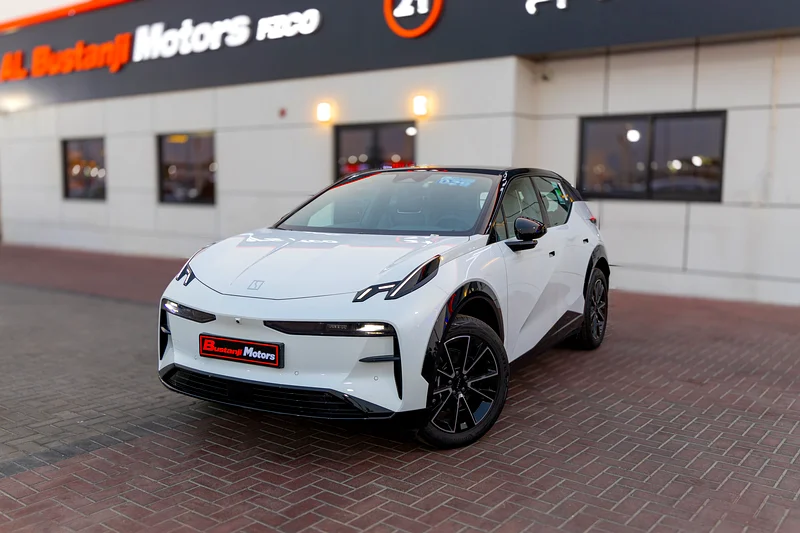 2024 Zeekr X Premium Electric Car White SUV 450 - 550 KM Range GCC Specs