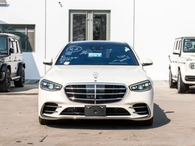 2022 Mercedes-Benz S-Class S 580 4Matic 8 Cylinders Engine White Black Sedan