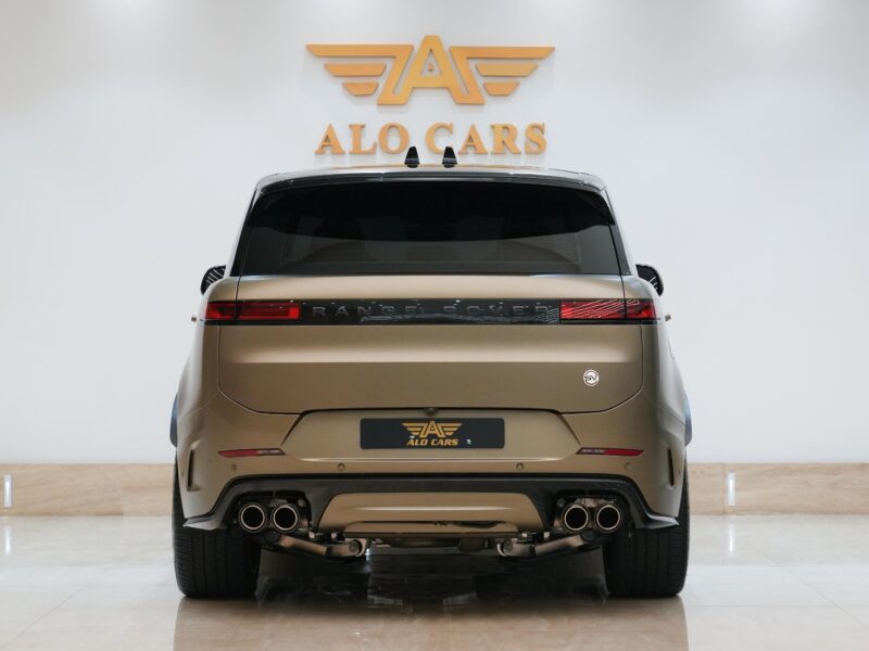 2024 Land Rover Range Rover Sport SV Edition One 4.4L Twin-Turbo V8 Gold White