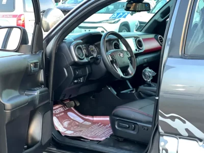 2021 Toyota Tacoma SR5 Double CA 6 Cylinders Engine Grey Black Pick Up