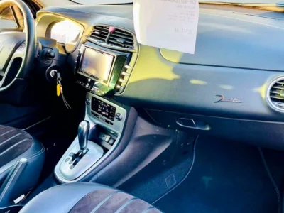 2011 Lancia Delta Other 4 Cylinders Engine Silver Black Wagon RWD