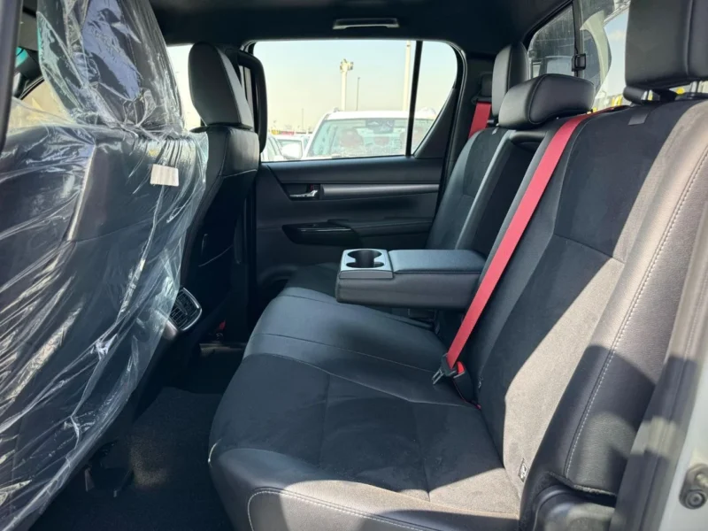 2025 Toyota Hilux GR Sport 4.0L 6 Cylinders Engine White Black GCC Specs