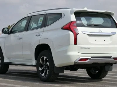 2025 Montero Sport 3.0L 4WD Petrol White Black GCC Specs