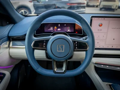 2024 Zeekr 001 Flagship AWD Black White SUV Electric Car 550 - 650 KM GCC Specs