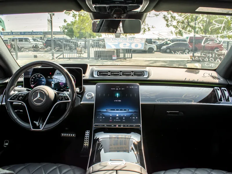 2022 Mercedes-Benz S-Class S 580 4Matic 8 Cylinders Engine White Black Sedan