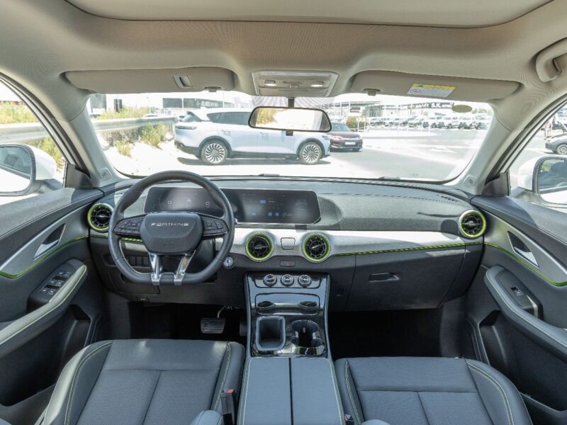 2025 Forthing Friday Dong Feng Electric 410Km White Black SUV