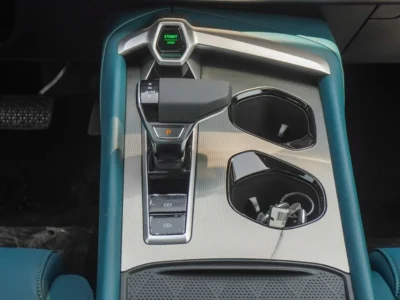 2025 MG 7 300 VGI 4 Cylinder Engine Petrol Grey Green Sedan