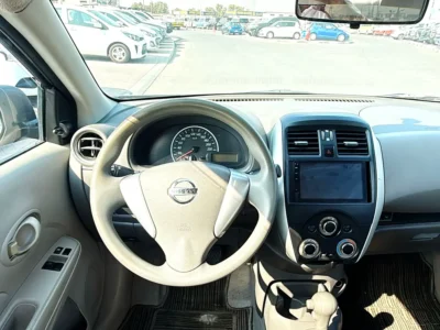 2020 Nissan Sunny SE 4 Cylinder Petrol Engine Grey Beige Sedan GCC Specs