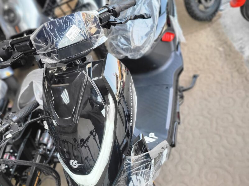 Electric Scooter 48 Volt Battery 50 KM Range with 45 Speed AMP 25 Black